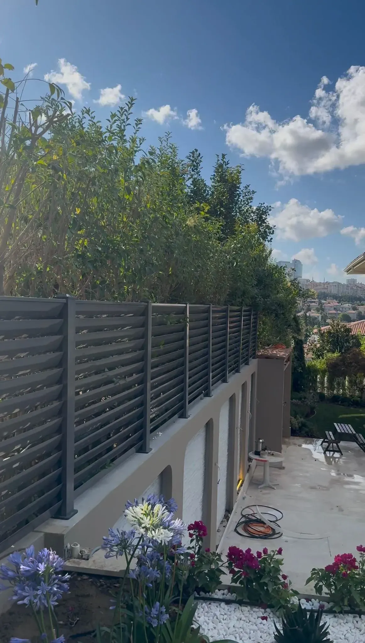 Louvered type aluminium fence — Bodrum